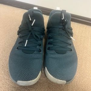 4 Pairs (Nike/Brooks) Men’s 10.5 Shoes